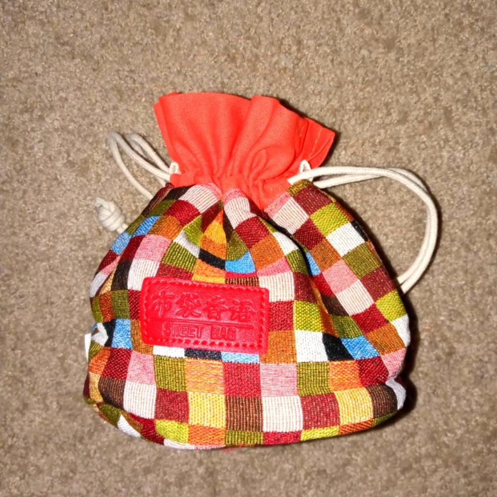 Bucket Crossbody Handbag - Picture 2 of 5